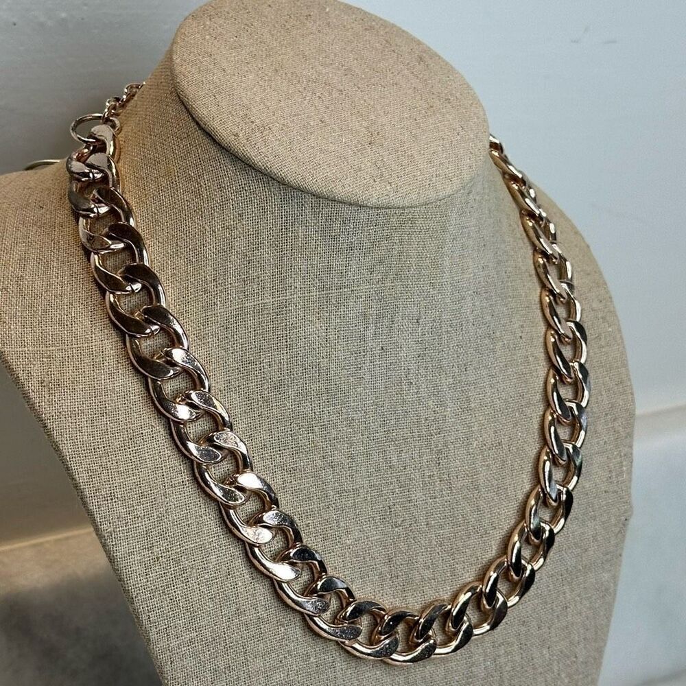 ZARA Rose Gold Cuban Link Chain Necklace 22" - Picture 2 of 3